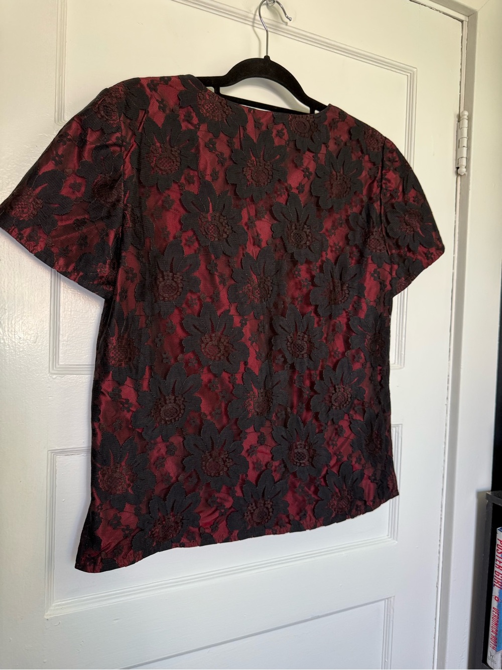 Vintage The Silk Farm Burgundy Floral Lace Overlay Scoop Neck Blouse 100% Silk 8 - Picture 10 of 10